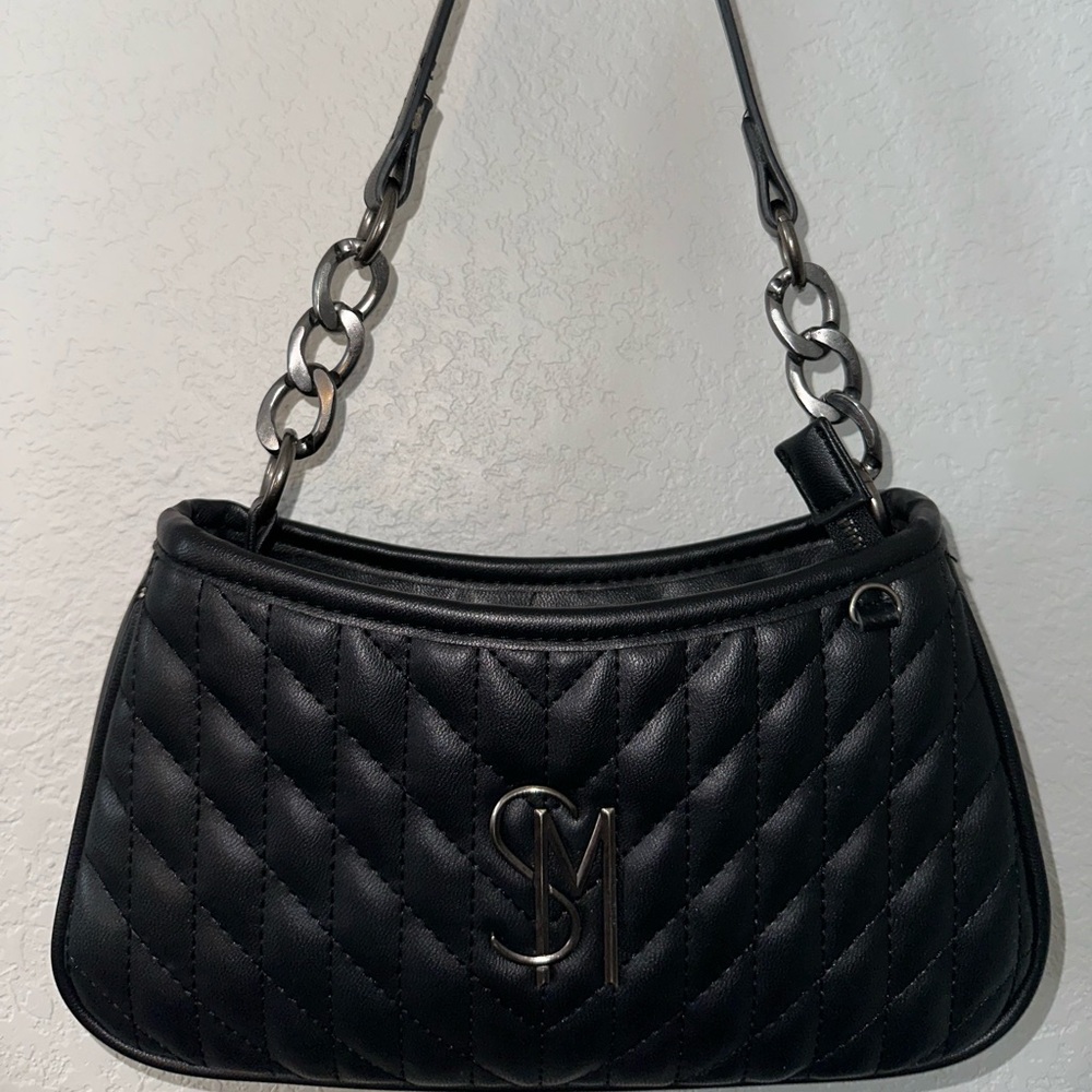 Steve Madden Black Quilted Shoulder Bag